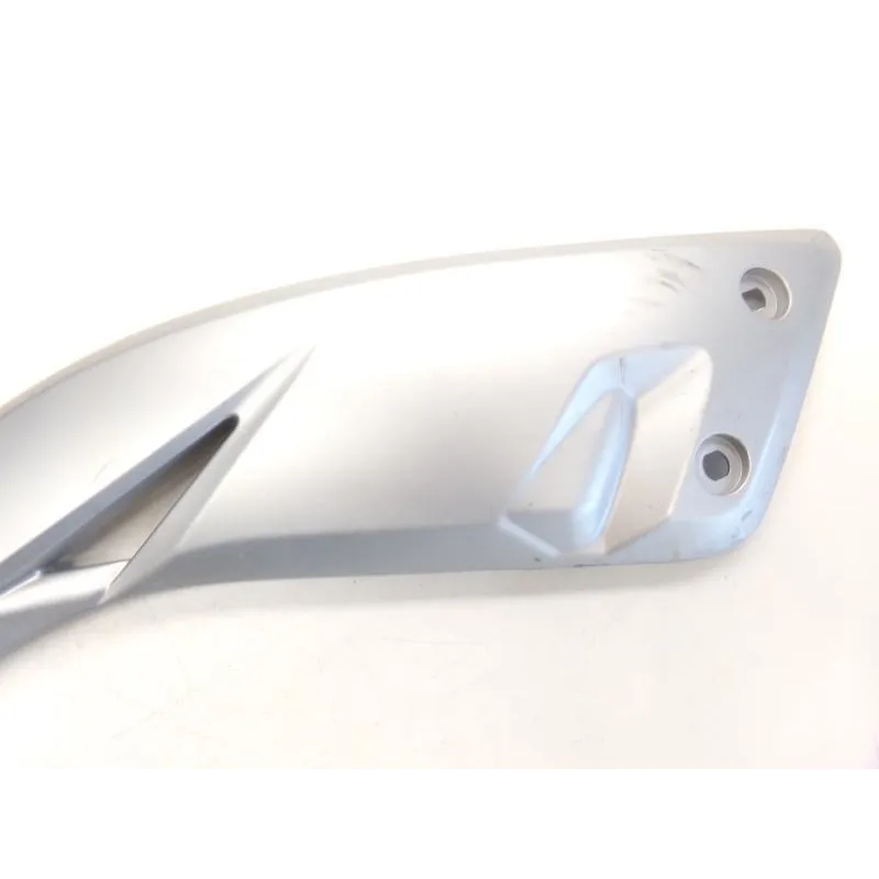 Cache carenage sous selle gauche YAMAHA YPR 125 2010-2013 XMAX ABS