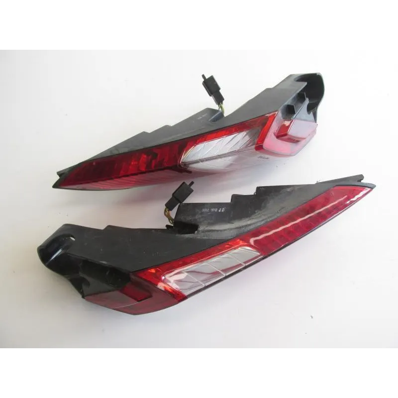 Feu arriere PEUGEOT SATELIS 125 2006-2008