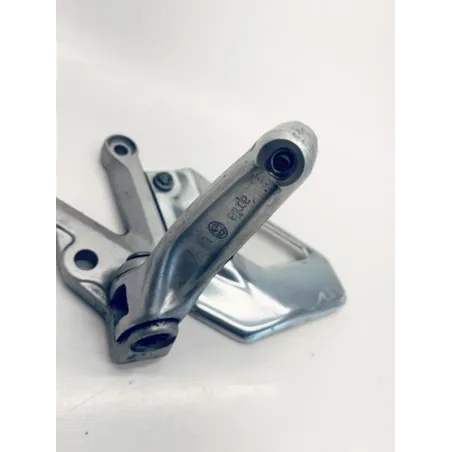Platine avant droite APRILIA RSV 1000 R 2006-2009 TUONO