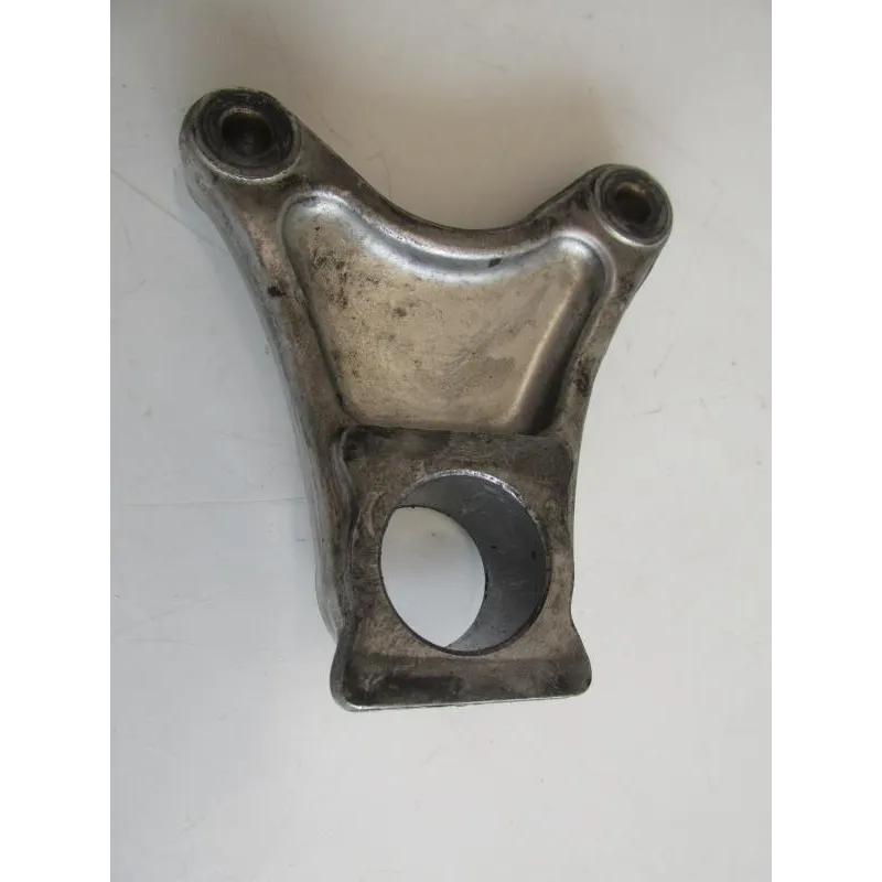 Support etrier frein arriere SUZUKI GSXR 1000 2001-2002