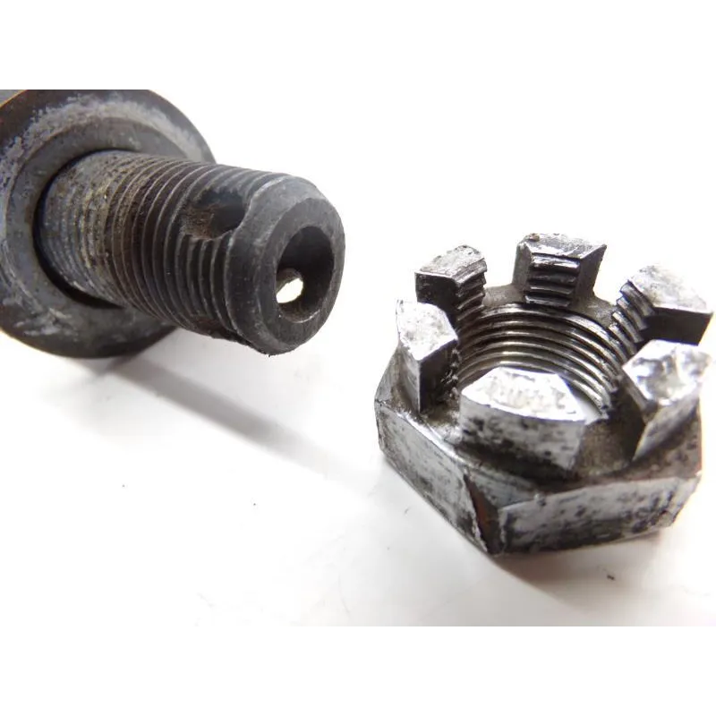 Axe de roue arriere YAMAHA VMAX 1200 1985-1992 U.S FULL