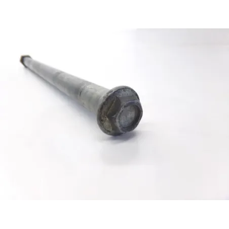 Axe de roue arriere SUZUKI GS 500 E 2001-2002