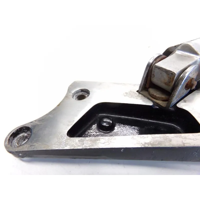 Platine et repose pieds arriere gauche YAMAHA VMAX 1200 1985-1992 U.S FULL