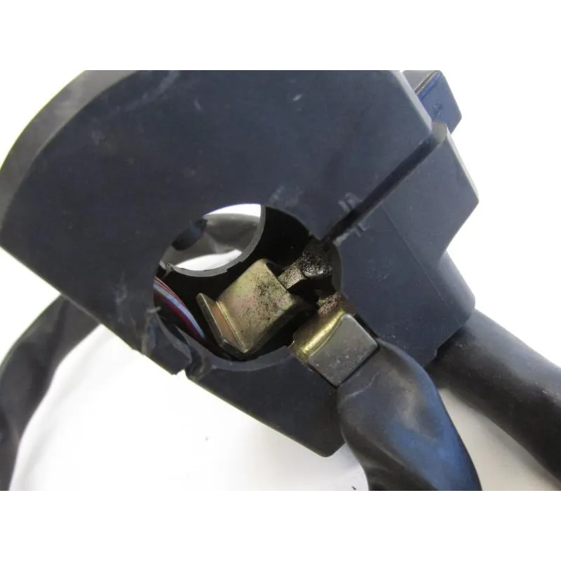 Commodo droit YAMAHA FZS 600 2000-2001 FAZER