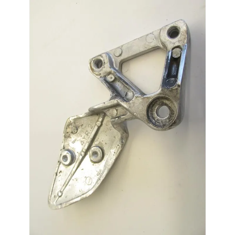 Platine avant gauche YAMAHA FZS 600 2000-2001 FAZER
