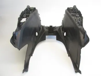 Plancher marche pied YAMAHA YPR 125 2010-2013 XMAX