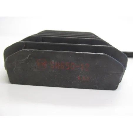 Regulateur charge batterie YAMAHA FZS 600 1998-1999 FAZER
