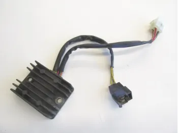 Regulateur charge batterie SUZUKI DR 125 S 1990-1993