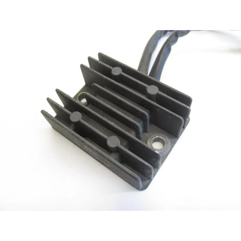 Regulateur charge batterie SUZUKI DR 125 S 1990-1993