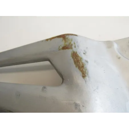 Platine et repose pieds arriere droit YAMAHA YBR 125 2010-2012