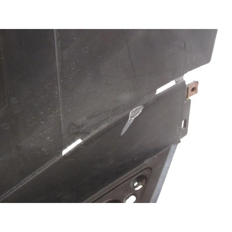 Plancher marche pied YAMAHA YPR 125 2006-2009 XMAX