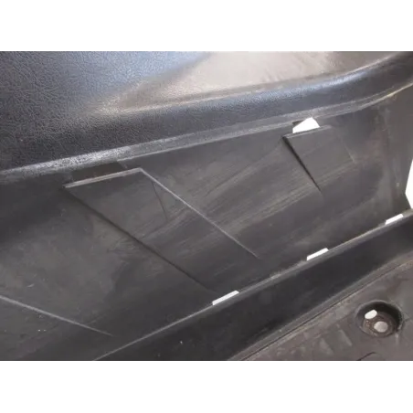 Plancher marche pied YAMAHA YPR 125 2006-2009 XMAX