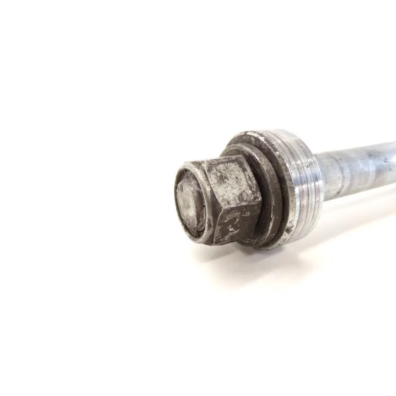 Axe de roue arriere SUZUKI GS 500 E 2001-2002