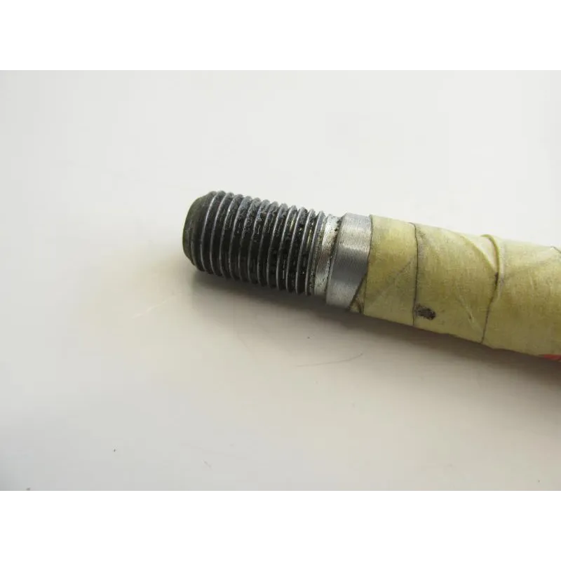 Axe de roue avant YAMAHA DT RE 125 1989-1990