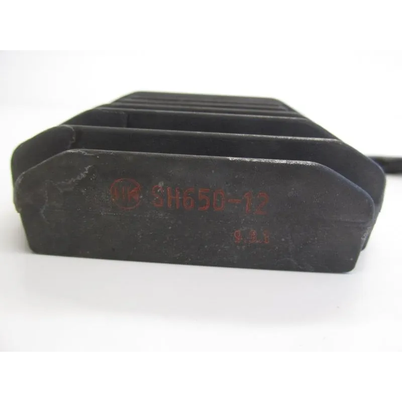 Regulateur charge batterie YAMAHA FZS 600 1998-1999 FAZER