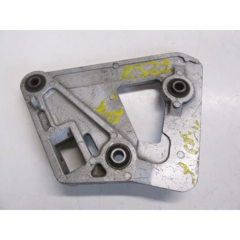 Platine avant gauche SUZUKI GSX F 750 1989-1997