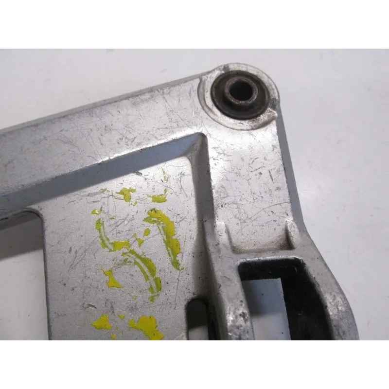 Platine avant gauche SUZUKI GSX F 750 1989-1997