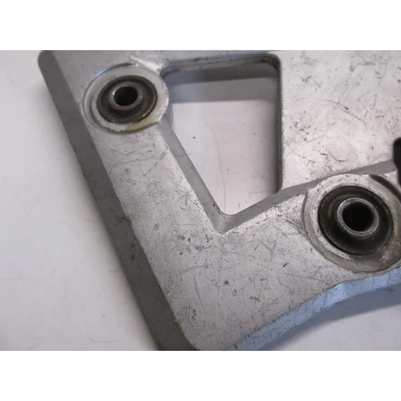 Platine avant gauche SUZUKI GSX F 750 1989-1997