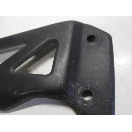 Protection repose pied droit SUZUKI GSXR 1000 2001-2002
