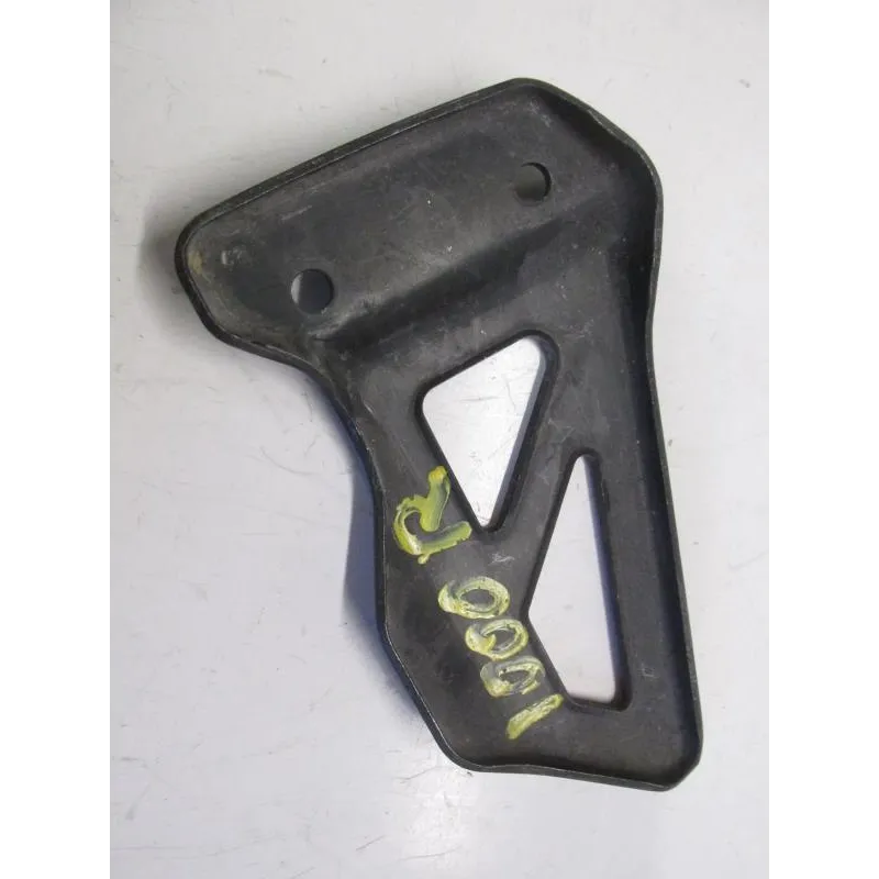 Protection repose pied droit SUZUKI GSXR 1000 2001-2002
