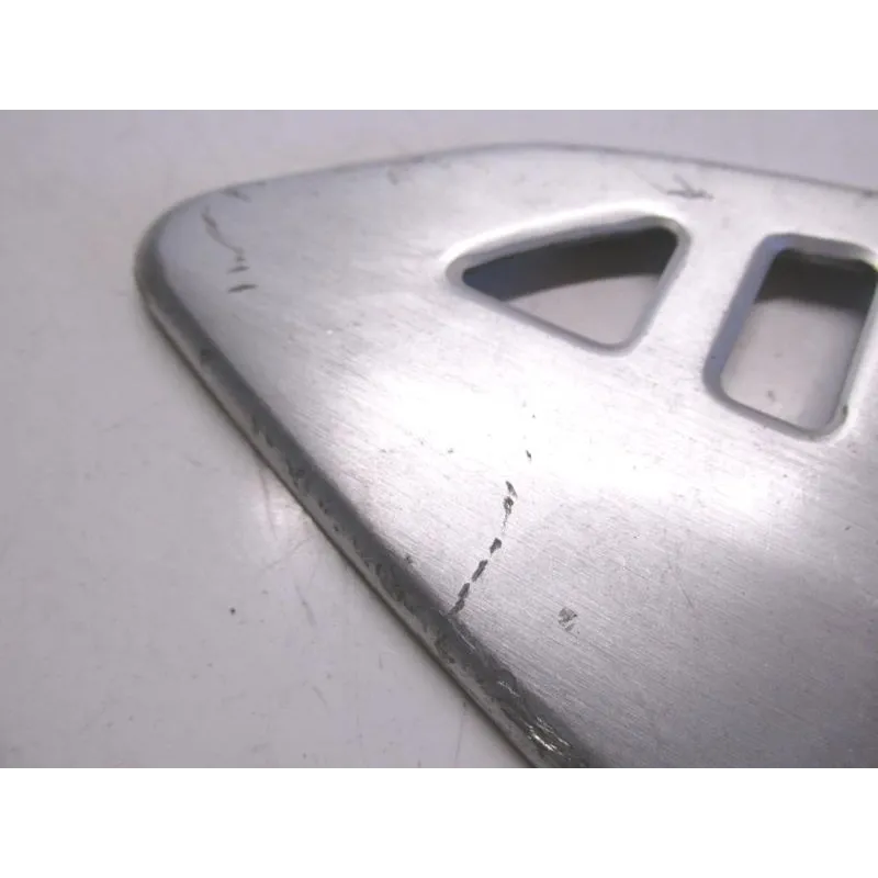 Protection repose pied gauche SUZUKI SV 650 1999-2002