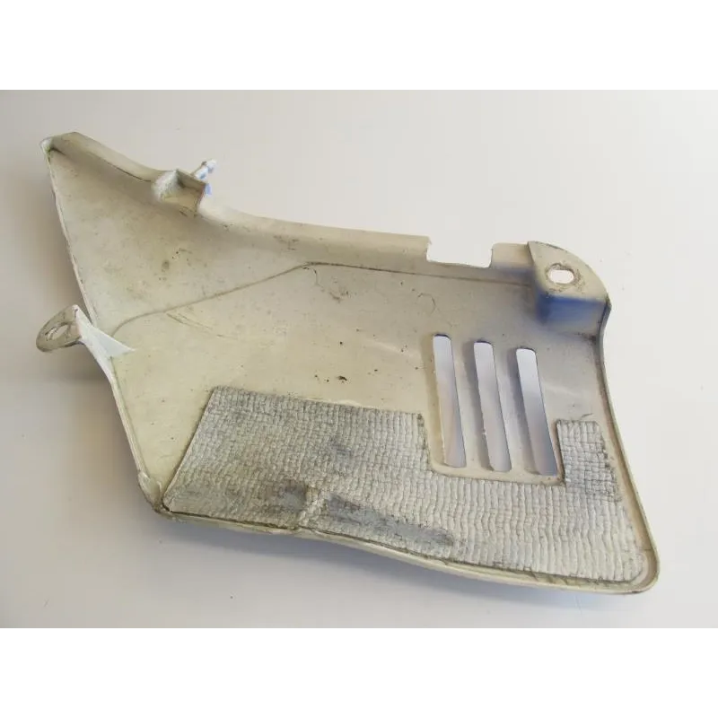 Cache lateral droit SUZUKI DR 125 S 1990-1993