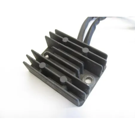 Regulateur charge batterie SUZUKI DR 125 S 1990-1993