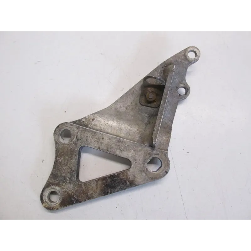 Platine avant droite SUZUKI GSXR 750 1988-1989