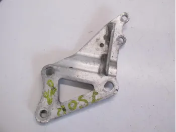 Platine avant droite SUZUKI GSXR 750 1988-1989