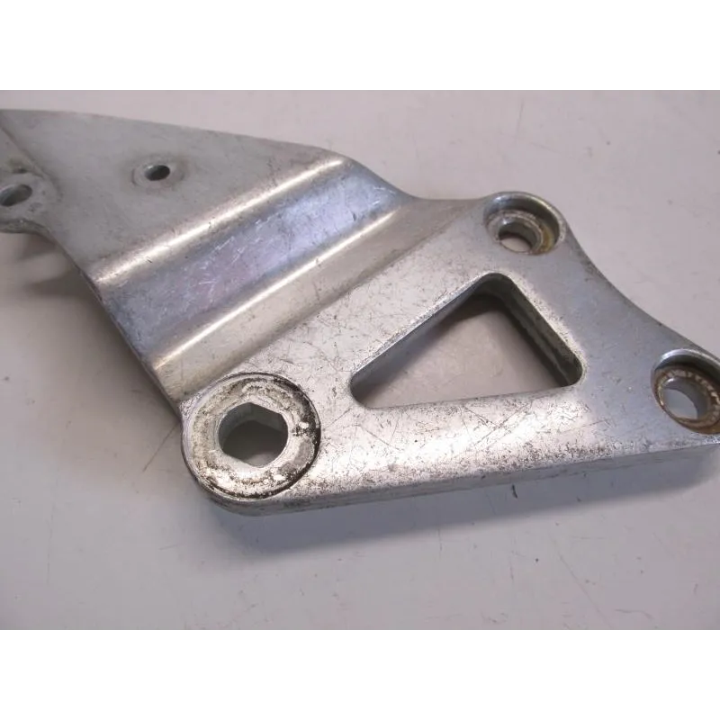 Platine avant droite SUZUKI GSXR 750 1988-1989