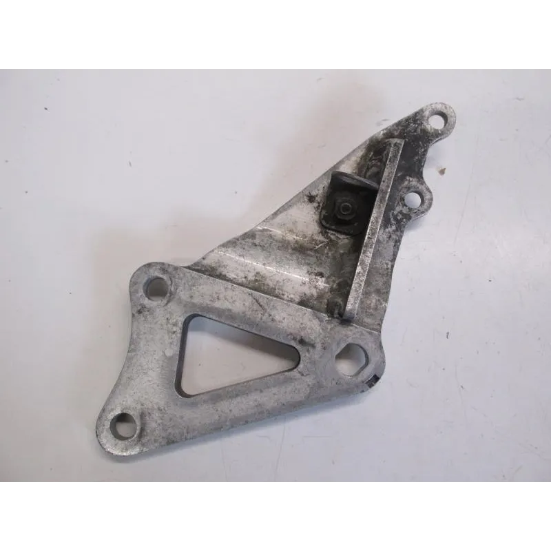 Platine avant droite SUZUKI GSXR 750 1988-1989