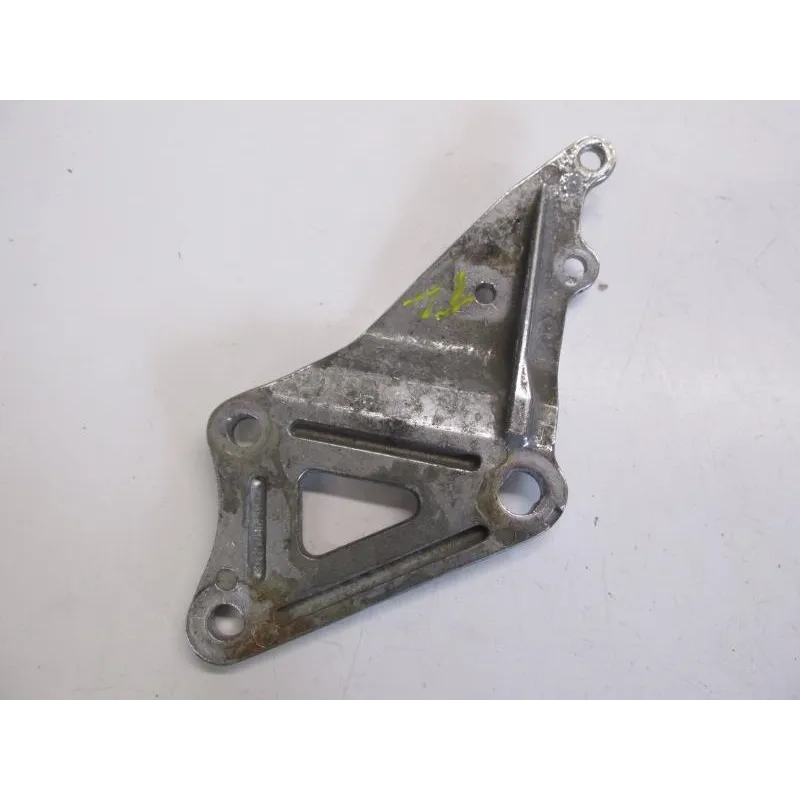 Platine avant droite SUZUKI GSXR 1100 1989-1990