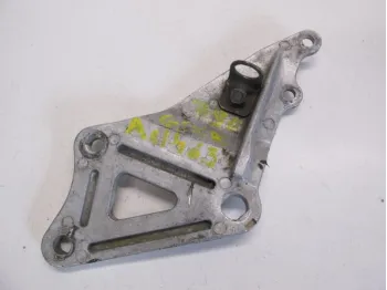 Platine avant droite SUZUKI GSXR 1100 1989-1990
