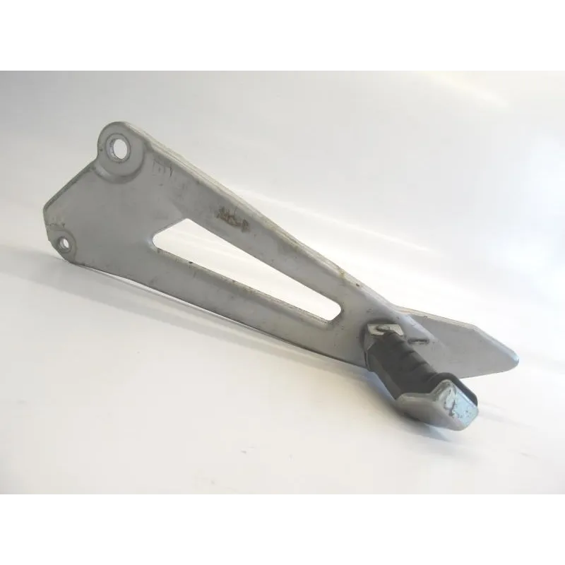 Platine et repose pieds arriere gauche YAMAHA YBR 125 2010-2012