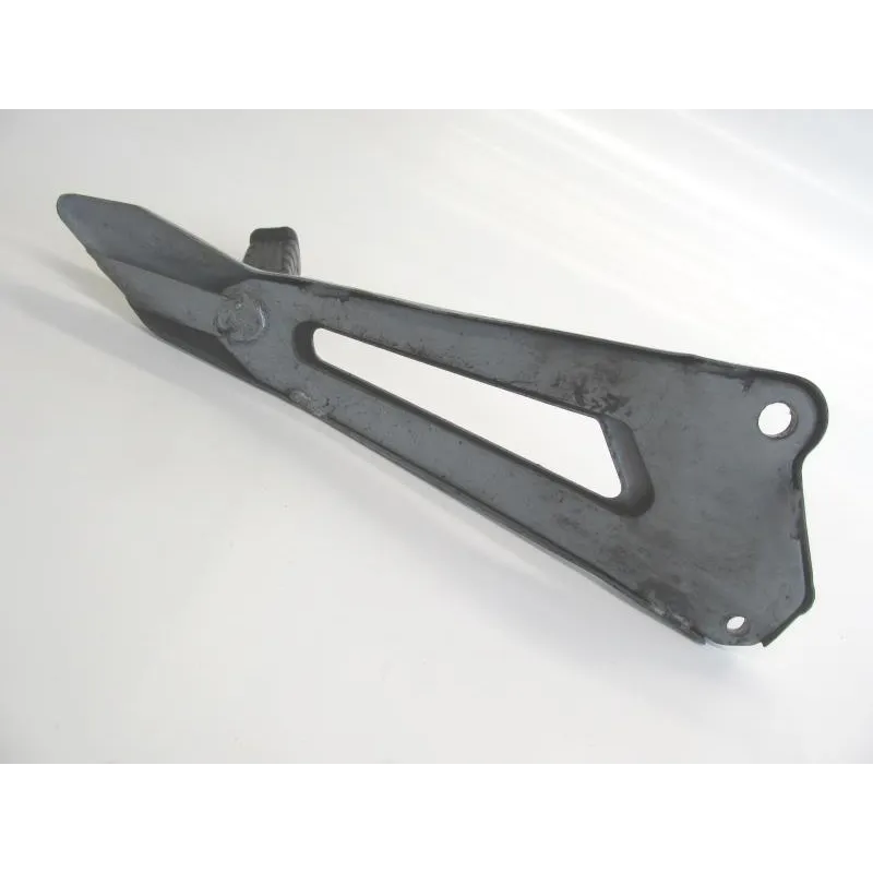 Platine et repose pieds arriere gauche YAMAHA YBR 125 2010-2012