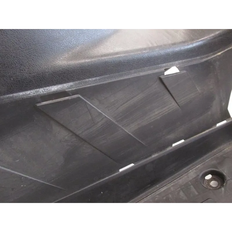 Plancher marche pied YAMAHA YPR 125 2006-2009 XMAX