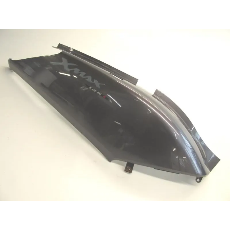 Cache carenage coque arriere droit YAMAHA YPR 125 2006-2009 XMAX