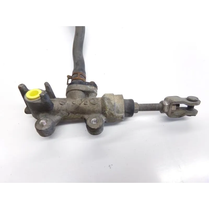 Maitre cylindre frein arriere SUZUKI GS 500 E 2001-2002