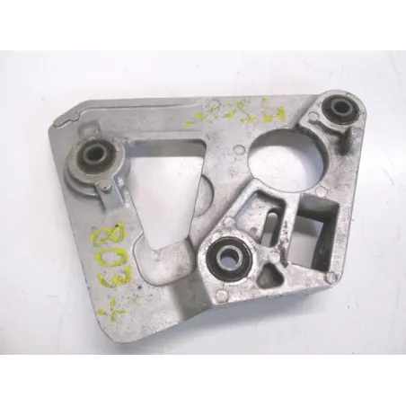 Platine avant droite SUZUKI GSX F 750 1989-1997