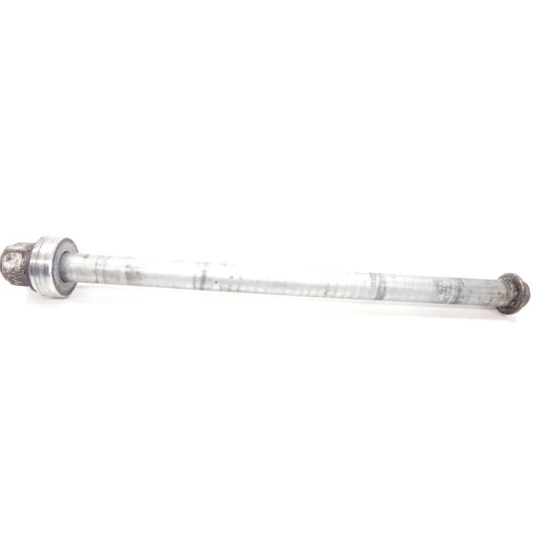 Axe de roue arriere SUZUKI GS 500 E 2001-2002