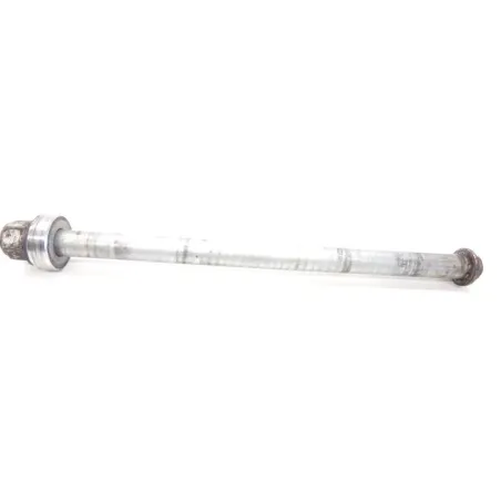 Axe de roue arriere SUZUKI GS 500 E 2001-2002
