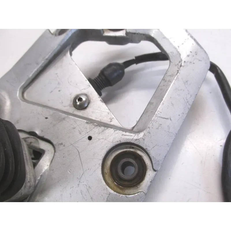 Platine avant droite SUZUKI GSX 1100 F 1988-1993