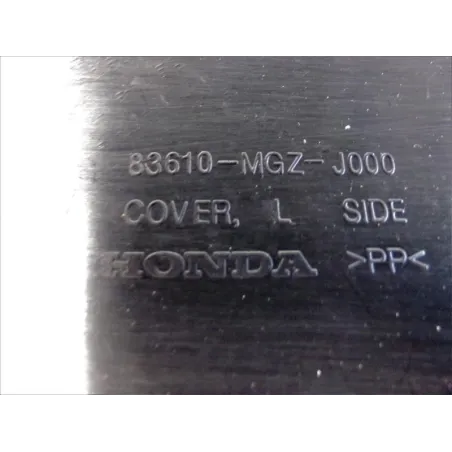 Cache carenage sous selle gauche HONDA CB 500 F 2013-2015