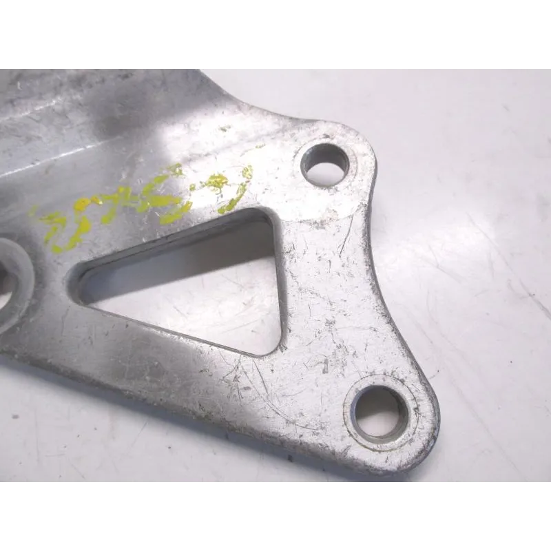 Platine avant droite SUZUKI GSXR 1100 1989-1990