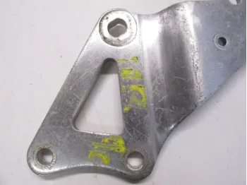 Platine avant droite SUZUKI GSXR 1100 1989-1990