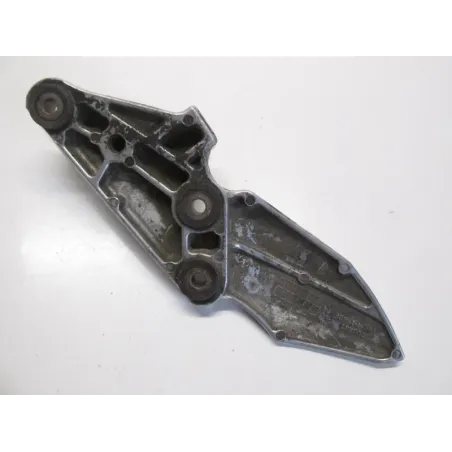 Platine avant gauche SUZUKI GSX 1400 2002-2004