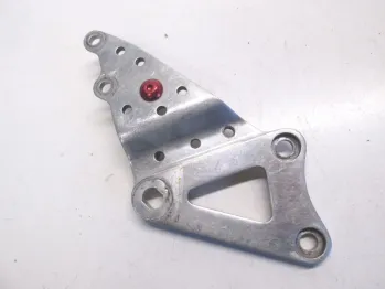 Platine avant droite SUZUKI GSXR 750 1988-1989