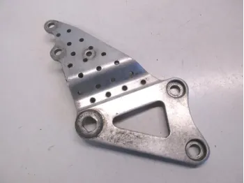 Platine avant droite SUZUKI GSXR 750 1988-1989