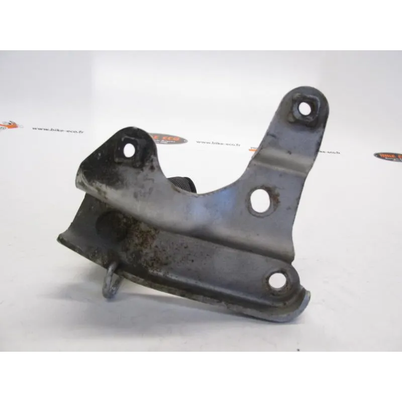 Platine et repose pieds arriere gauche YAMAHA XP 500 2004-2007 TMAX