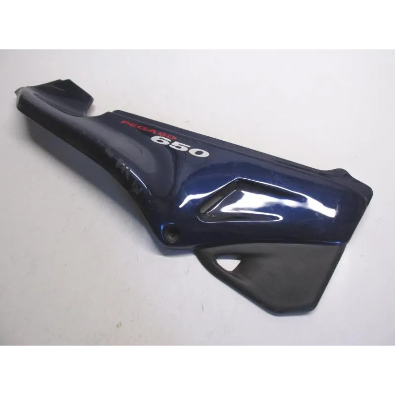 Cache carenage sous selle droit APRILIA PEGASO 650 1992-1996